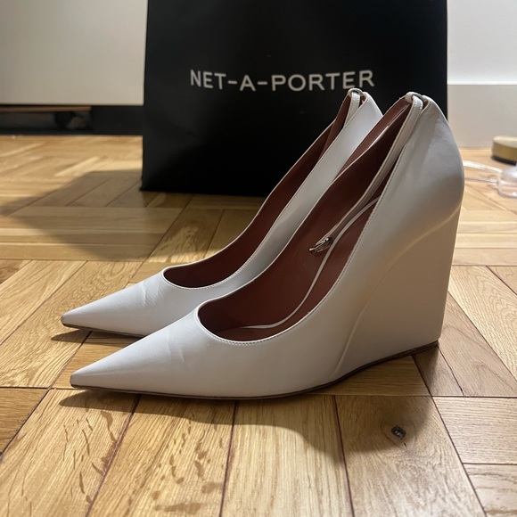 Amina Muaddi Pernille leather wedge pumps size 39 - Picture 6 of 6